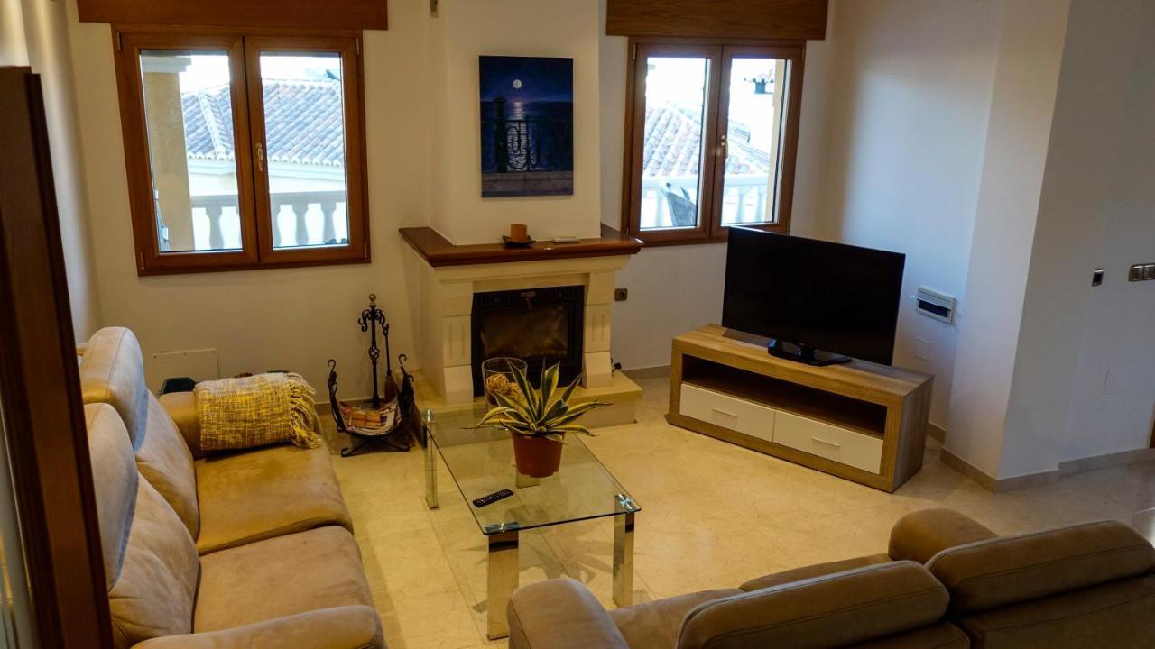 Villa Borja Torre Del Mar Extérieur photo